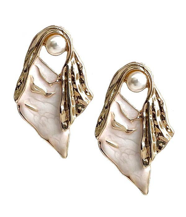 Cream Epoxy and Pearl Earrings
