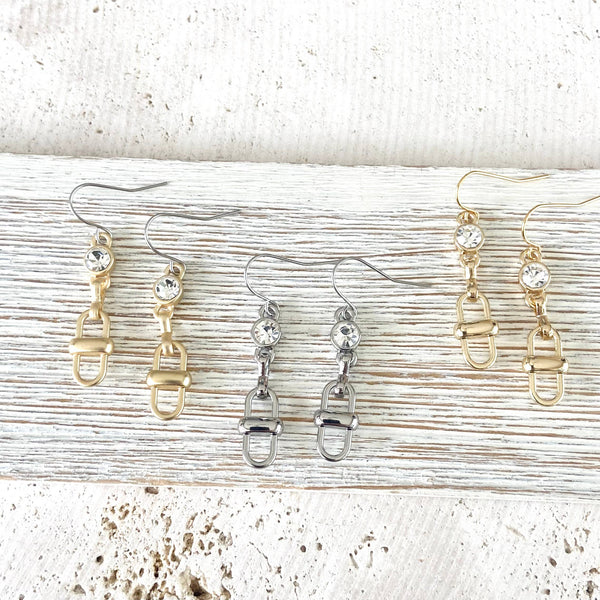 Equestrian chain link earrings: Gold