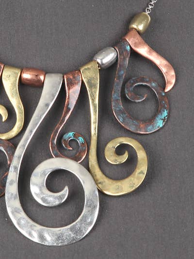 Tri Color Metal Style Necklace Set