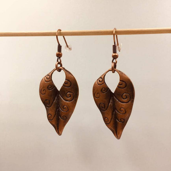 Celtic Swirl Open Leaf Earring : Silver Plated