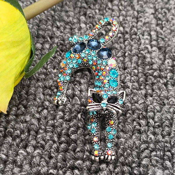 1Pc Colorful Rhinestone Creative Lazy Cat Brooch