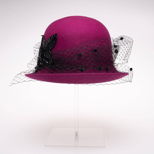400802 Veil Cloche Wool Felt Women's Dress Hats: RED/BLACK / Felt