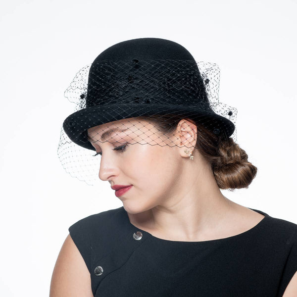 400802 Veil Cloche Wool Felt Women's Dress Hats: RED/BLACK / Felt