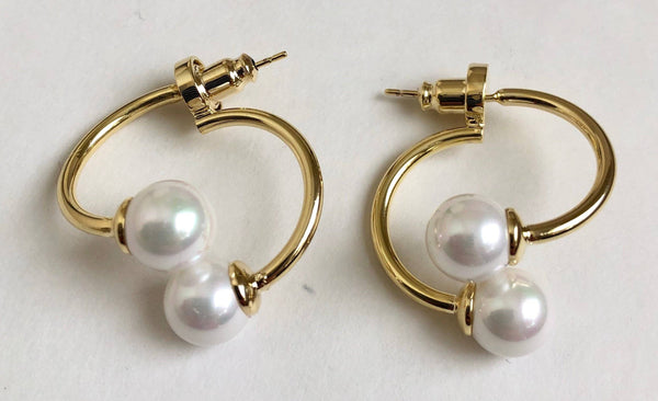 #950  Front-Back Loop Earring: Gold