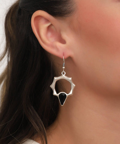 Antique Silver Earrings….8693400883568: Silver / Antique Silver Plated Zinc / Crystal Glass Stone