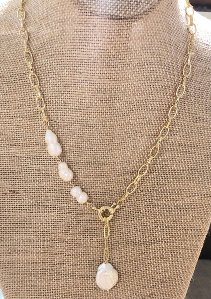 #1091 Toggle with Large Organic coin and Peanut pearl