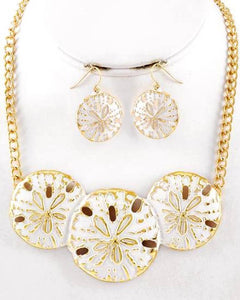 Gold White Sand Dollar Metal Necklace Set