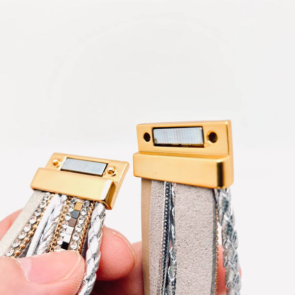 Multi-Layer Heart-Shaped Bangle Bracelets | Magnetic Buckle: Silver