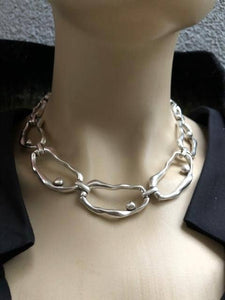 2R04 organic, sculptural style, silver plated necklace.