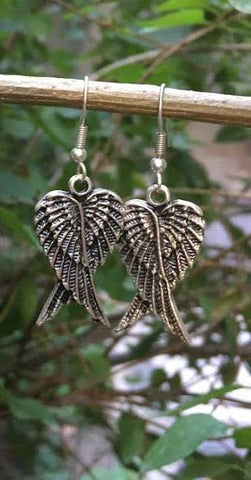 5V27 Wing earring, silver plated