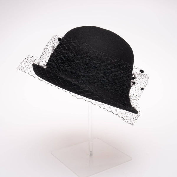 400802 Veil Cloche Wool Felt Women's Dress Hats: RED/BLACK / Felt