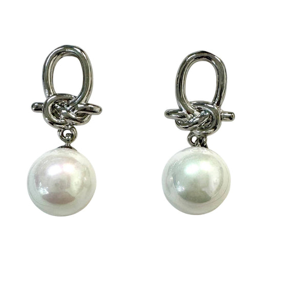 #1300 Knot and Pearl Earring: Silver
