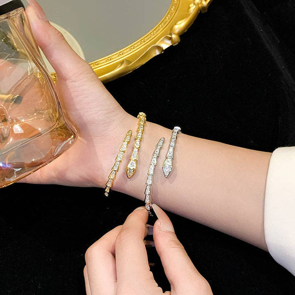 Cubic Zirconia Bracelet  B4274: Gold