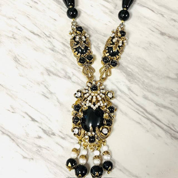 Black Agate with Vintage Style Filigree Pendant