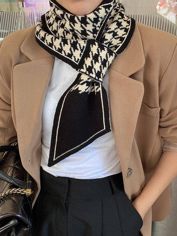 Houndstooth Split-Joint Scarf: BLACK WHITE / One_size