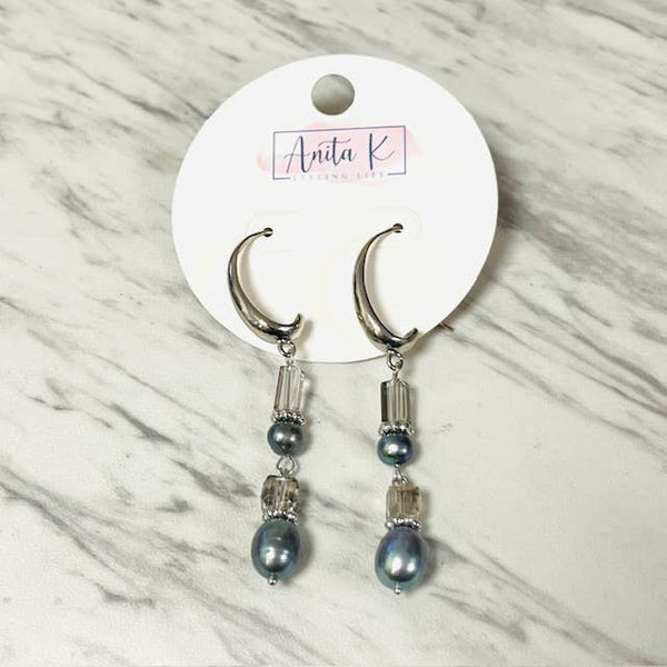 Gray Freshwater Pearl & Black Diamond Crystal on Silver