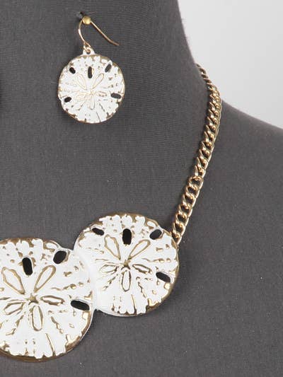 Gold White Sand Dollar Metal Necklace Set