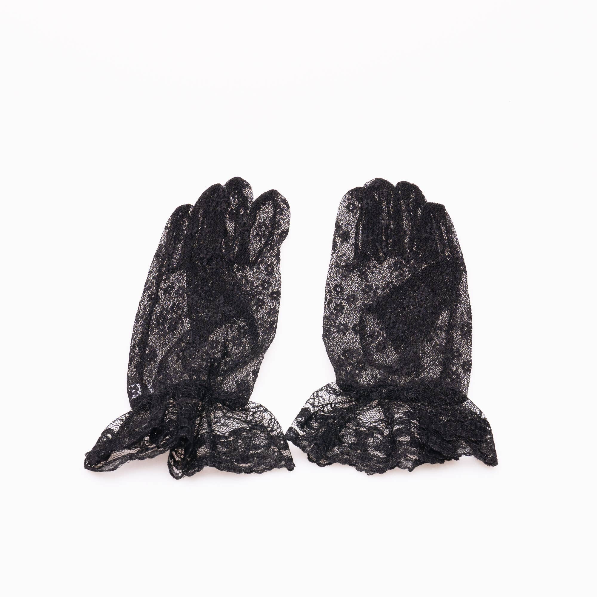 GLOVE-01 Wrist Length Lace Gloves: Black