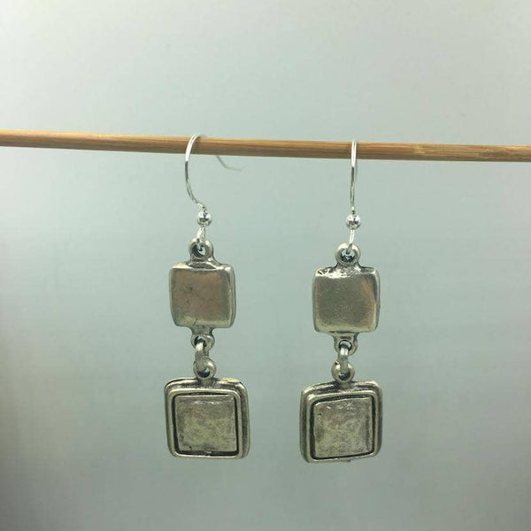 Double Square Earrings: Mix metals