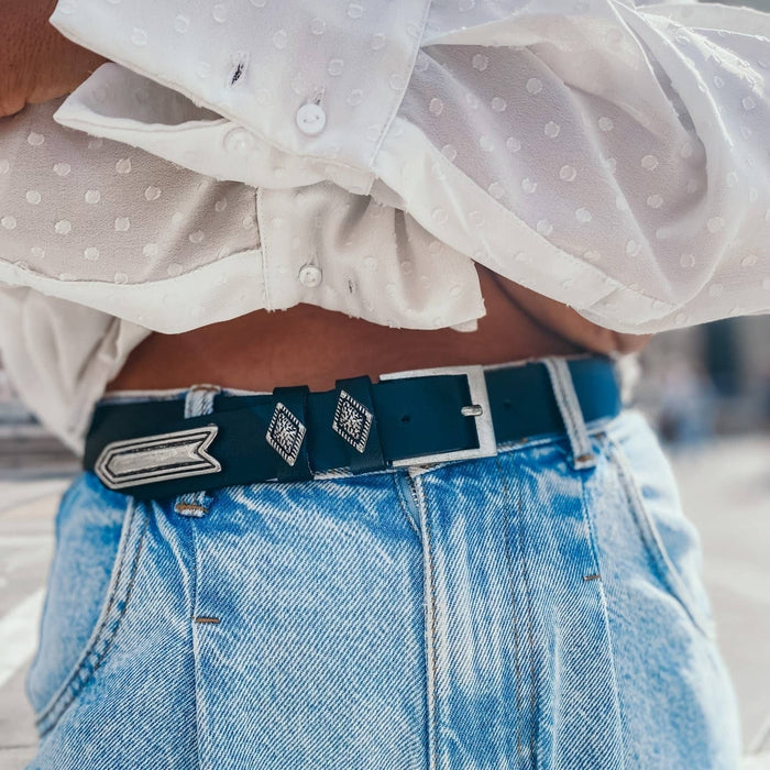 Black Leather Belt Women - Silver Arrow - Buckle Belt