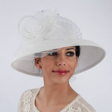 301729 Black Med Straw Lamp W/Crino Bow: WHITE / PP