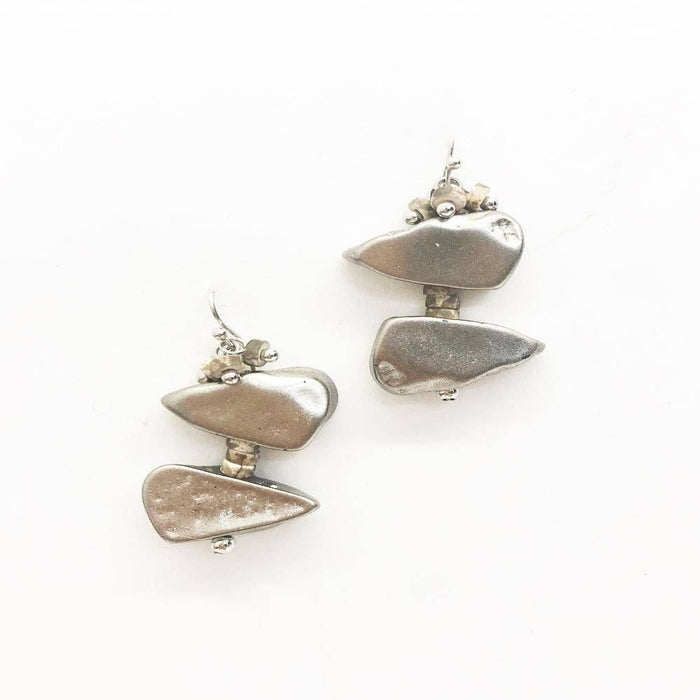 REL3091 2 PC MIN Relic Short Beaded Drop Earrings